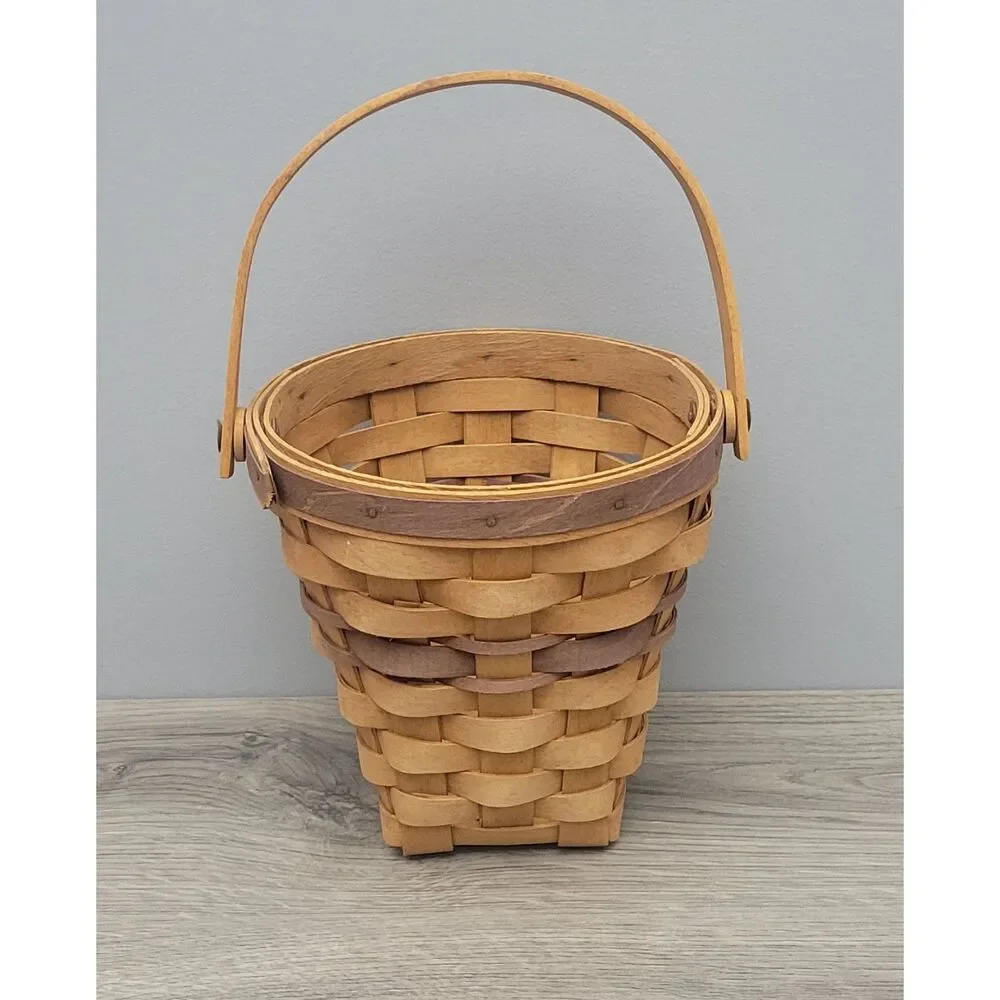 VTG 1994 Longaberger Handwoven 6 1/2 Inch Lilac Basket Dresden Ohio USA